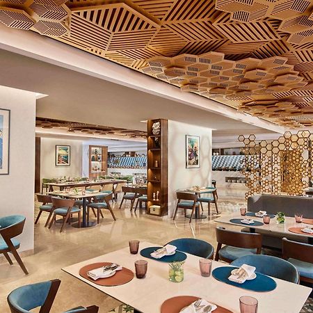 Novotel Mumbai International Airport Bombaim Exterior foto
